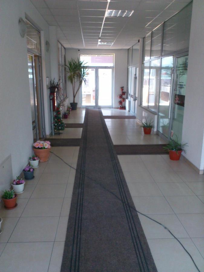 Apartment Ivi034 Kragujevac Zewnętrze zdjęcie